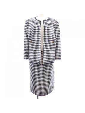 Chanel Vintage Suit White